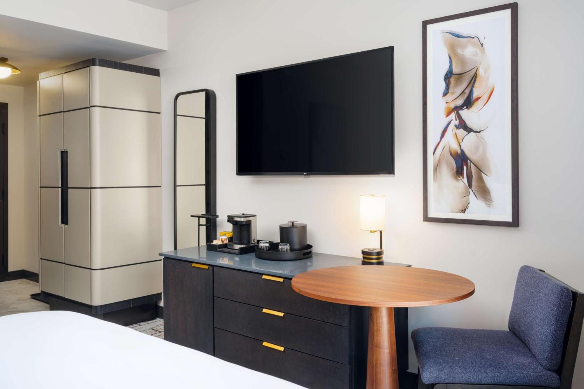 The Hoffmann Hotel Basalt Aspen Tapestry Collection Hilton Экстерьер фото
