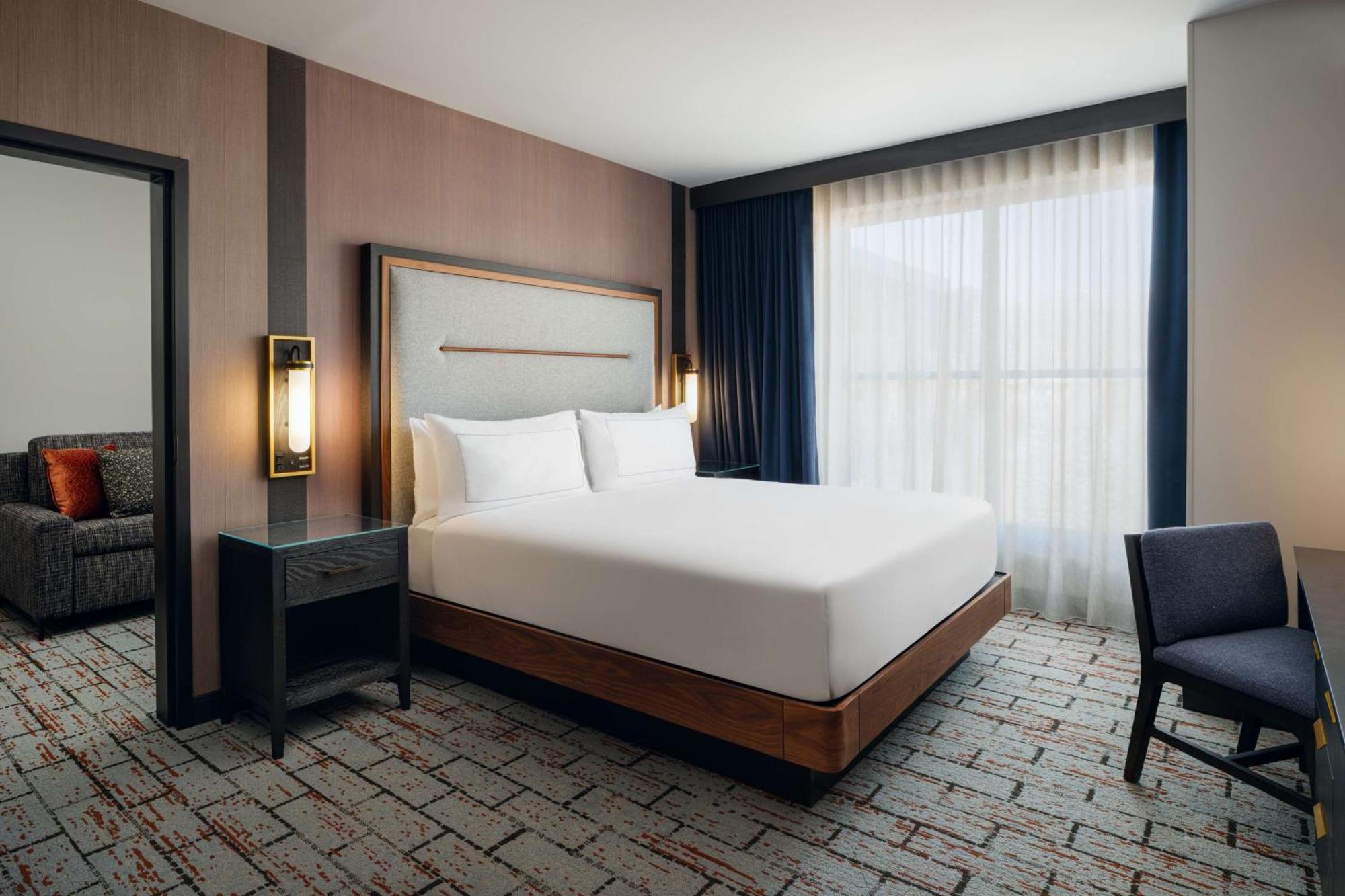 The Hoffmann Hotel Basalt Aspen Tapestry Collection Hilton Экстерьер фото